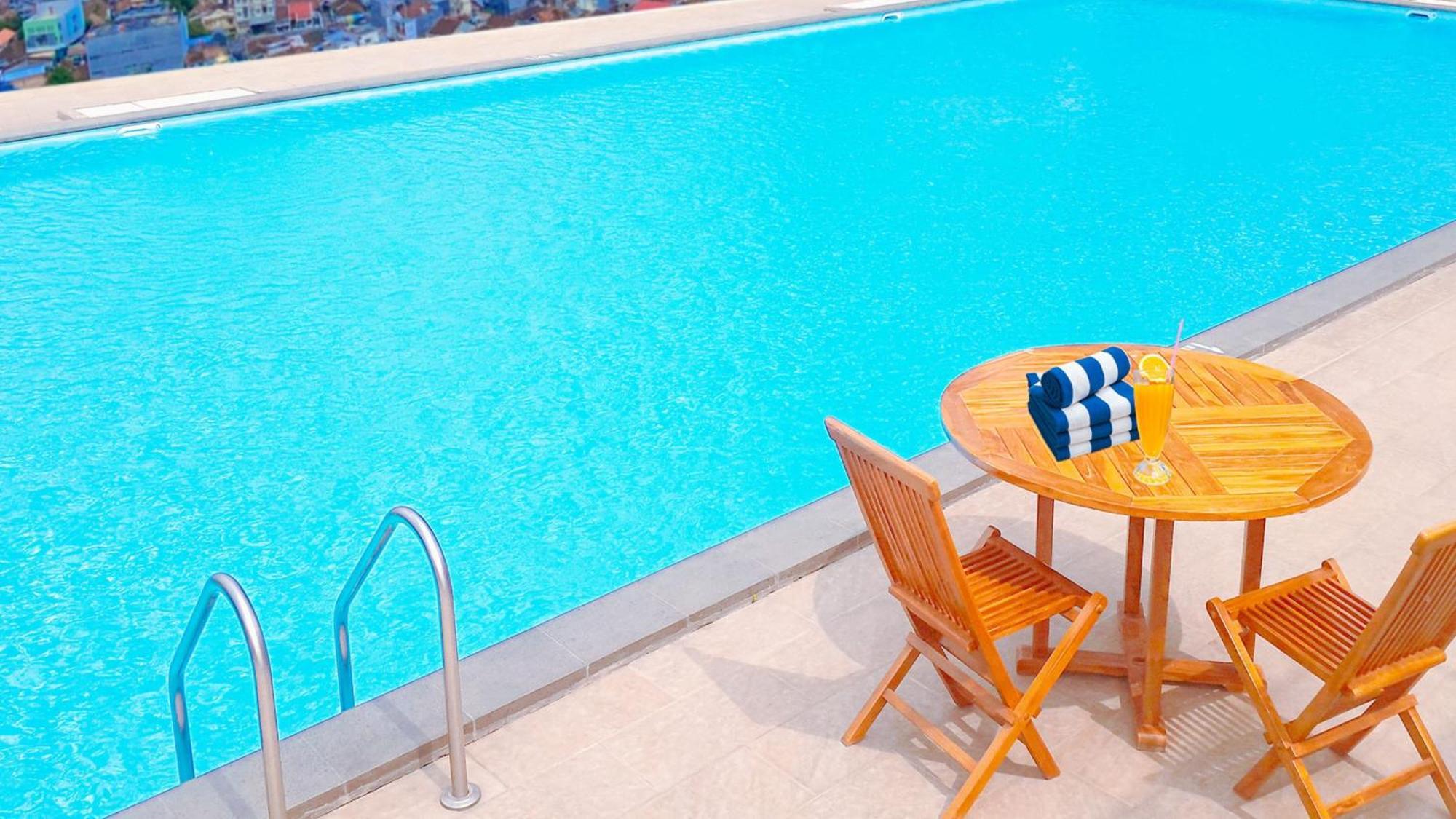 Holiday Inn Lampung Bukit Randu By Ihg 반다르 람풍 외부 사진