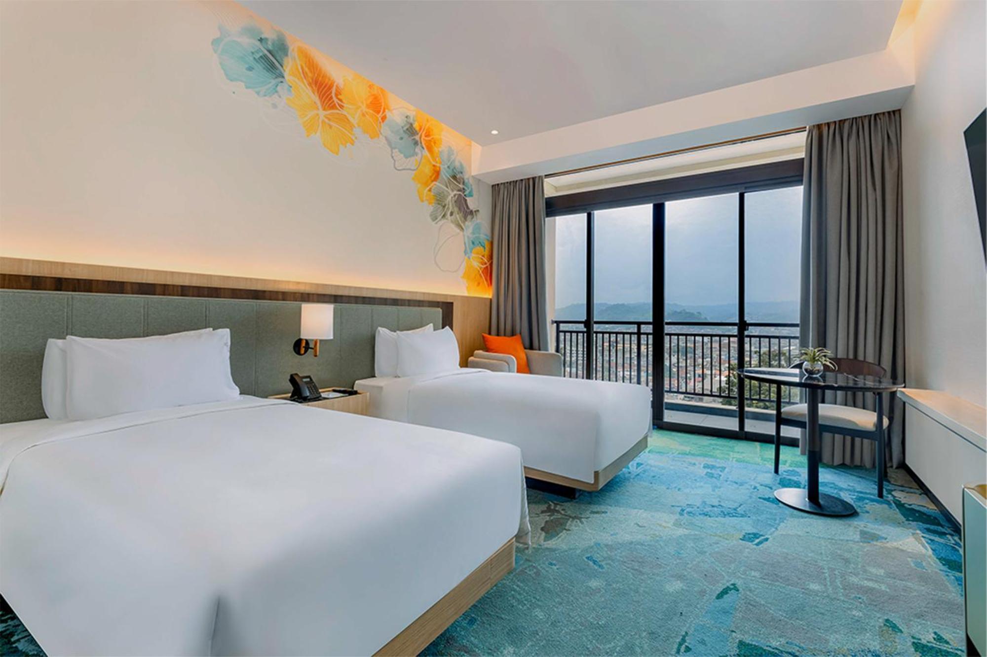 Holiday Inn Lampung Bukit Randu By Ihg 반다르 람풍 외부 사진